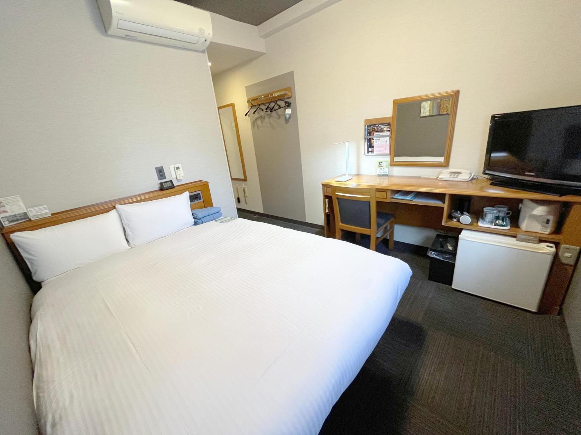 Hotel Route-Inn Naha Asahibashi Eki Higashi Bagian luar foto